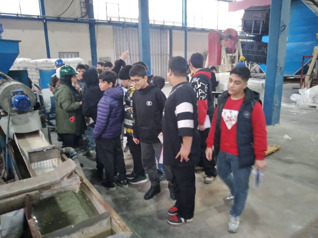 بازدید علمی از مجموعه کارخانه های شهرک صنعتی 
