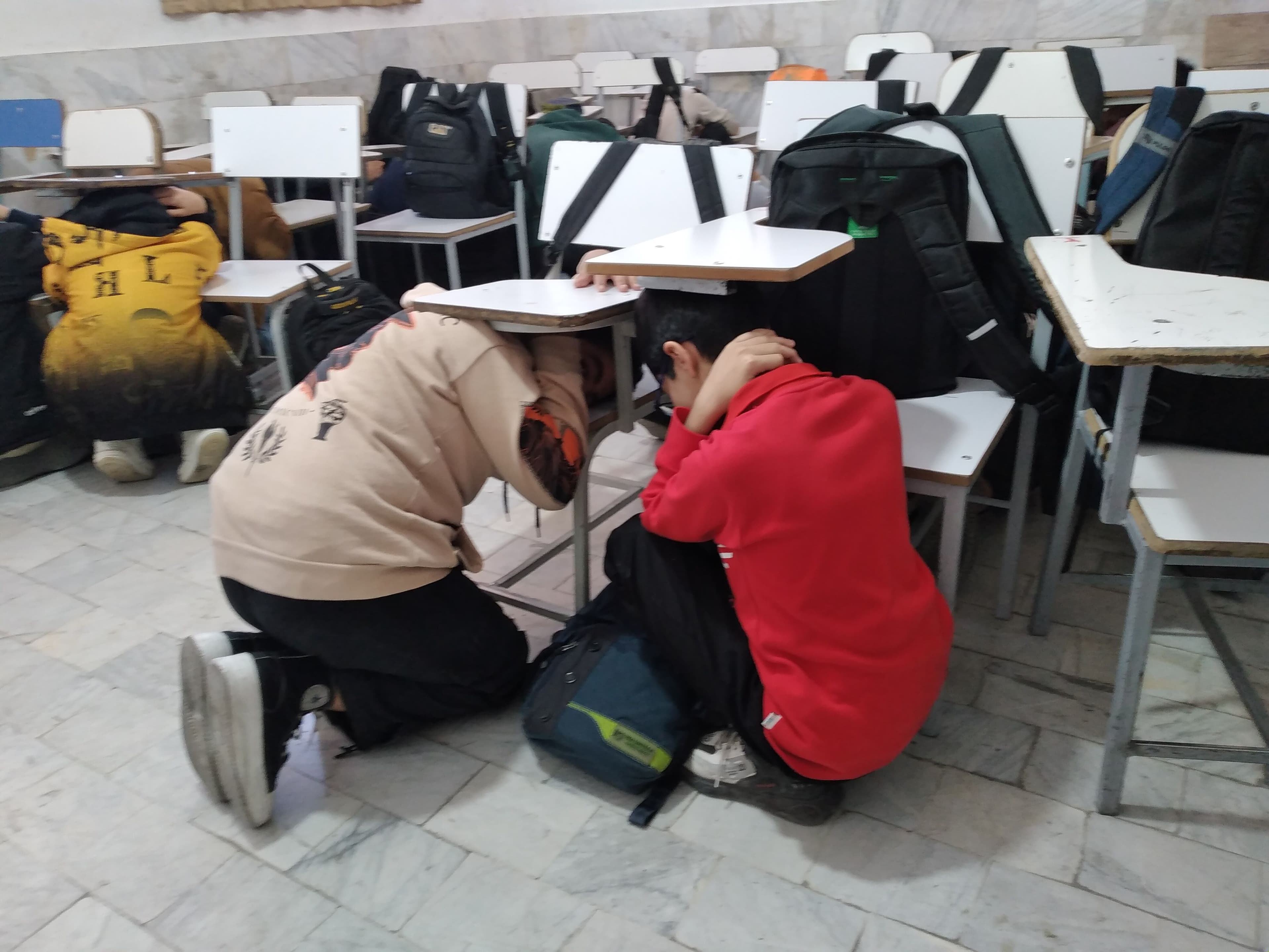 مانور زلزله