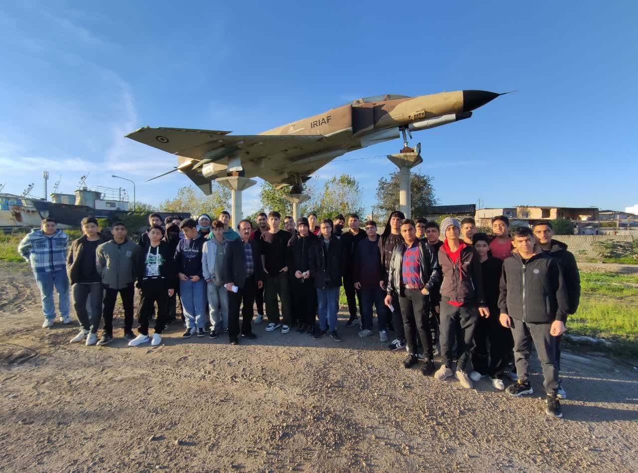 بازدید از موزه دفاع مقدس